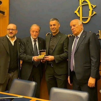 Italy grants Palestine national team coach Golden Bench Award