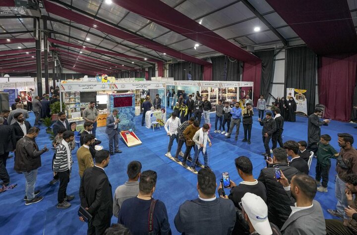 تقرير مصور/ نتاجات متنوعة من مطبوعات وإصدارات خاصة بالأطفال للعتبة العلوية في معرض بغداد