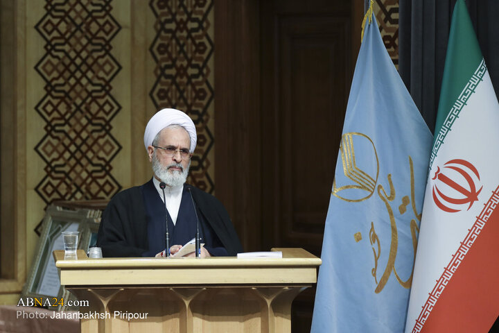 Photos: 27th Seminary Book of Year Conference Held in Qom