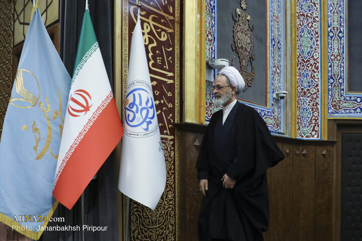 Photos: 27th Seminary Book of Year Conference Held in Qom