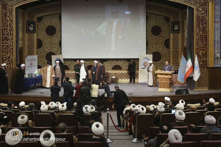 Photos: 27th Seminary Book of Year Conference Held in Qom