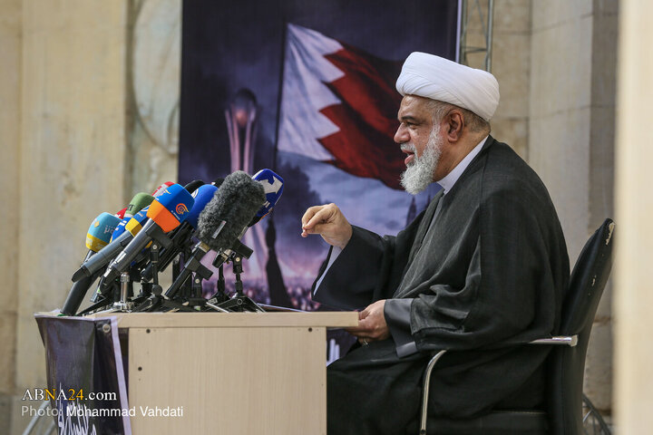 Photos: Press Conference Marking Anniversary of Bahrain Revolution Held at Former U.S. Embassy in Tehran