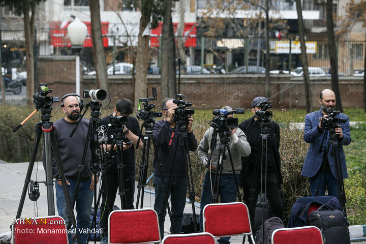 Photos: Press Conference Marking Anniversary of Bahrain Revolution Held at Former U.S. Embassy in Tehran