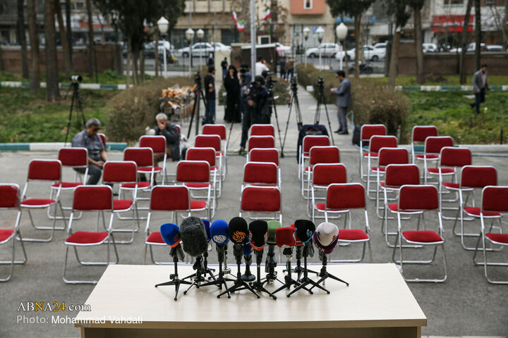Photos: Press Conference Marking Anniversary of Bahrain Revolution Held at Former U.S. Embassy in Tehran