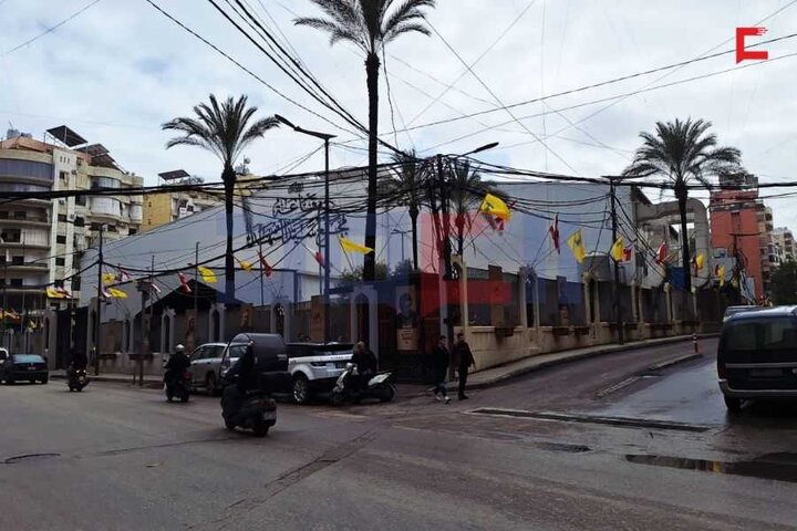 تقرير مصور/ استعدادات متواصلة لإحياء ذكرى القادة الشهداء في الضاحية الجنوبية لبيروت