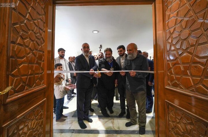 تقرير مصور/ بأكثر من مئة لوحة فنية افتتاح معرض (فنّ الانتظار) في العتبة العلوية المقدسة