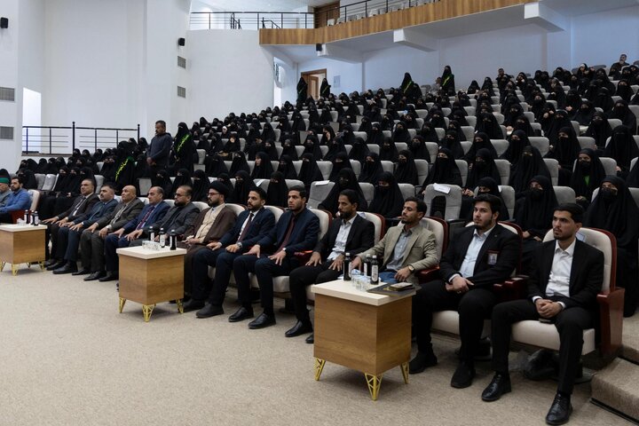 تقرير مصور/ إقامة مهرجان (وشاح الطهر) لتكريم الطالبات المرتديات للعباءة العراقية في محافظة المثنى