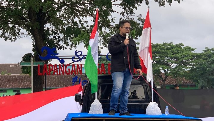 Informe fotográfico | Seguidores de Ahlul Bayt se manifiestan en Jepara, Indonesia, en apoyo a Palestina y expresando respaldo a Irán