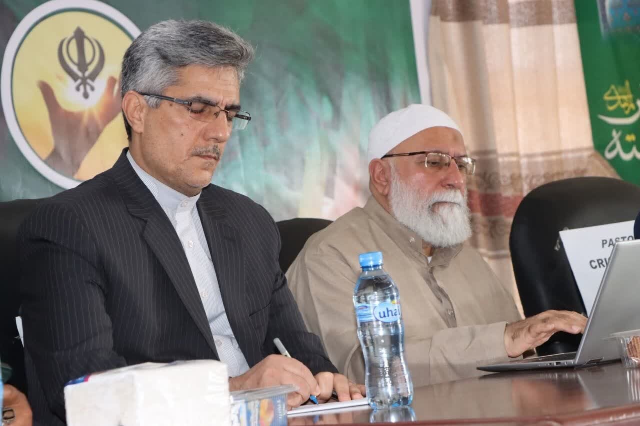 نشست «بررسی حضور منجی آخرالزمان» در تانزانیا برگزار شد