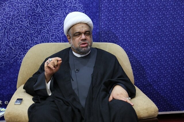 رجل دين شيعي بحريني: الثورة الإسلامية في إيران "انفجار نور" لجميع المسلمين والشعوب الحرة في جميع أنحاء العالم