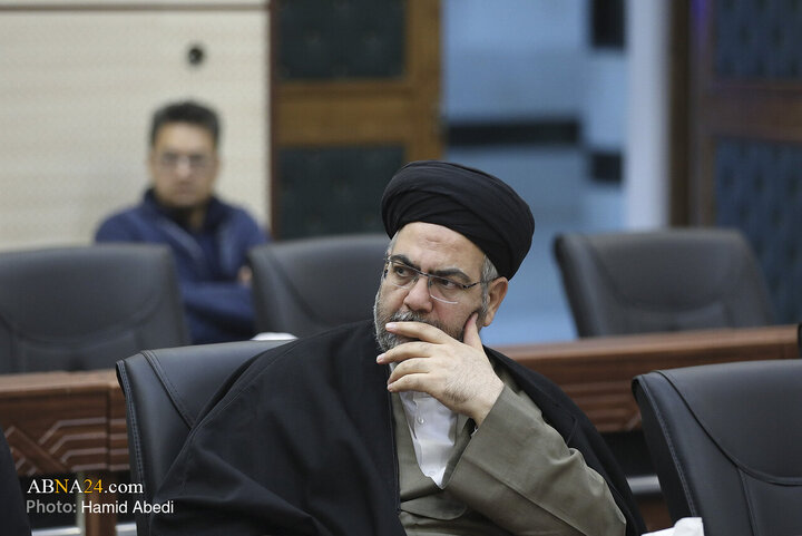 نشست علمی بررسی روش‌شناسی تألیف «موسوعة التاریخ الاسلامی» با حضور آیت‌الله یوسفی غروی