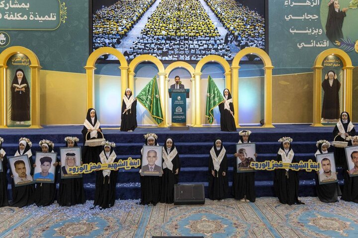 Informe fotográfico | Santuario Sagrado de al-Abbas: Más de 6.000 escolares de Karbala llegan para la octava ceremonia central de Taklīf