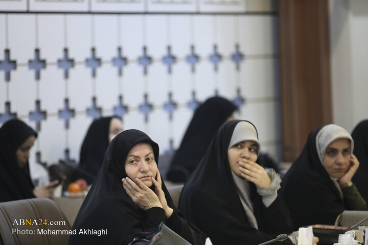 اختتامیه کنگره بین المللی شعر زنان مقاومت سوده