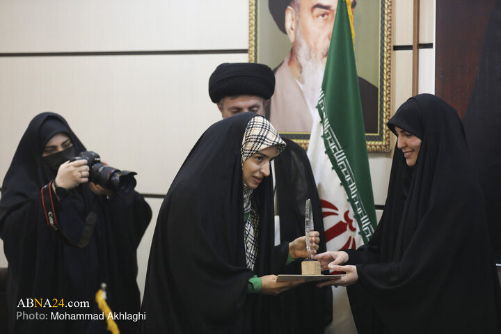 اختتامیه کنگره بین المللی شعر زنان مقاومت سوده