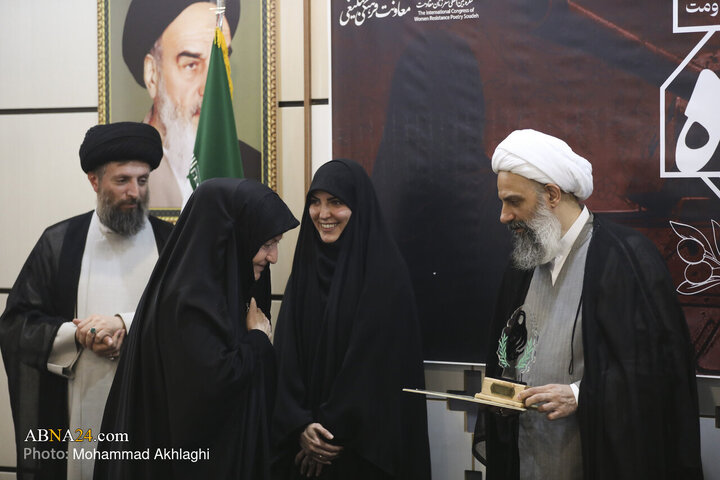 اختتامیه کنگره بین المللی شعر زنان مقاومت سوده