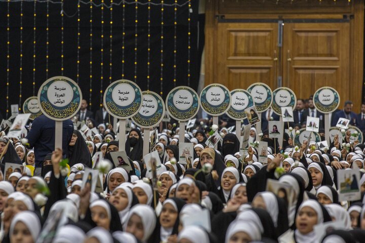 تقرير مصور/ إطلاق حفل التكليف المركزي الثامن بمشاركة أكثر من 6 آلاف تلميذة في كربلاء