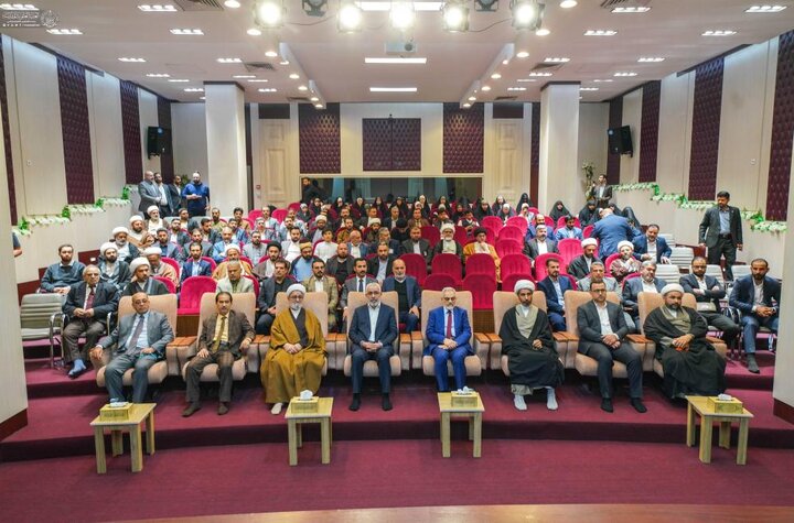 تقرير مصور/ إزاحة الستار موسوعة فهرس مخطوطات مكتبة كاشف الغطاء العامة في العتبة العلوية المقدسة