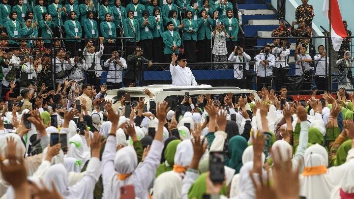 Kehadiran Presiden Indonesia pada Peringatan Seabad Nahdlatul Ulama di Jawa