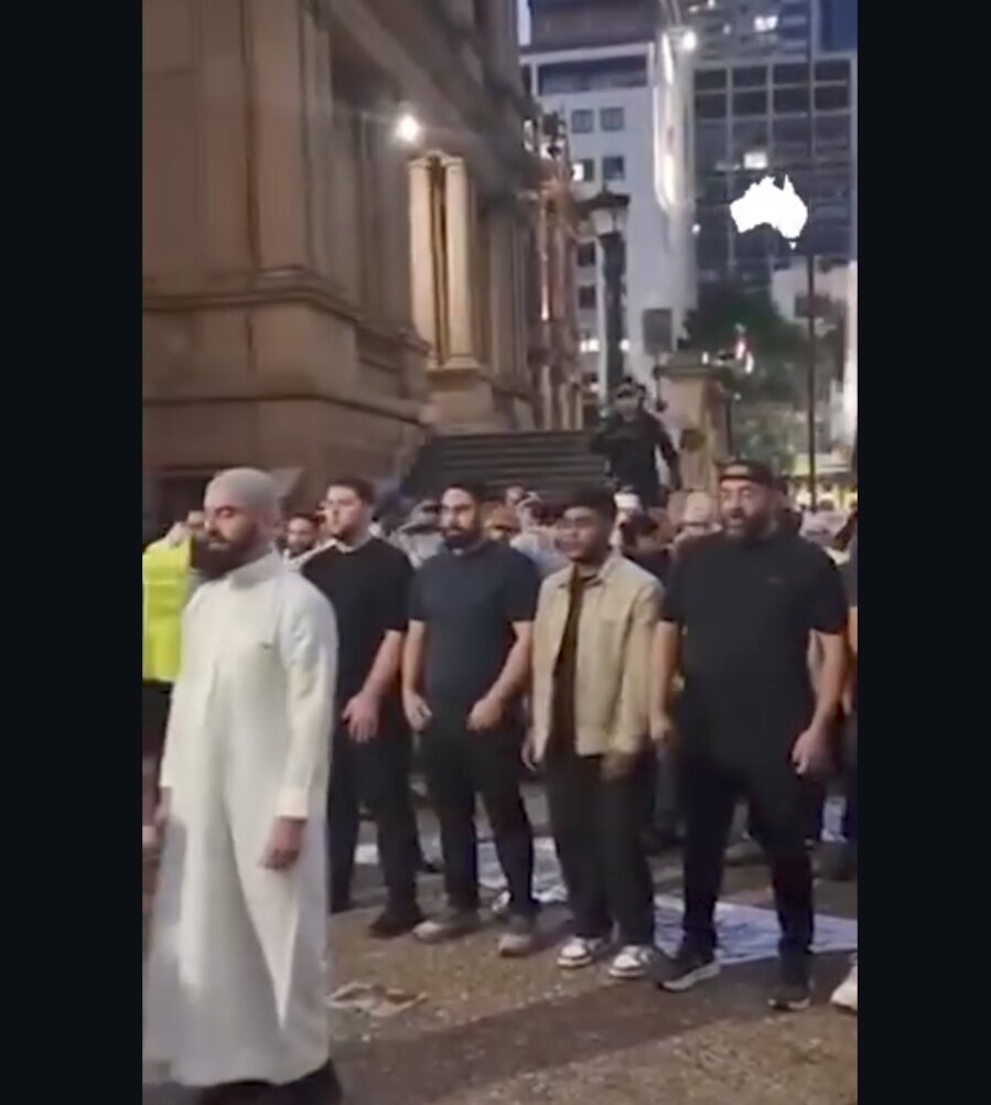 پلیس استرالیا به نماز جماعت حامیان فلسطین حمله کرد