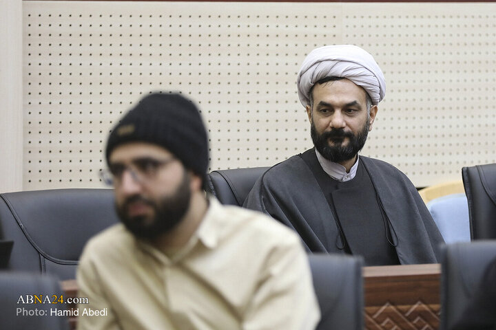 Photos: Scientific Session on “Intertextual Studies in Analysis of History, Biography of AhlulBayt” Held in Qom