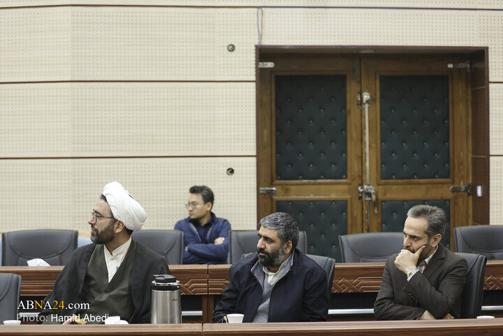 Photos: Scientific Session on “Intertextual Studies in Analysis of History, Biography of AhlulBayt” Held in Qom