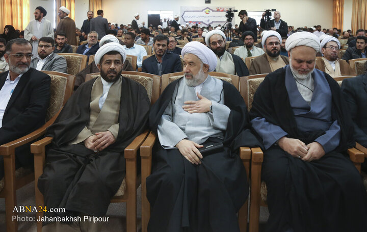 Photos: International Conference on “Islamic Resistance Discourse in Field of Humanities”