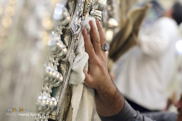 Photos: Cleaning Ceremony of Sacred Mausoleum of Hazrat Masoumeh Holy Shrine