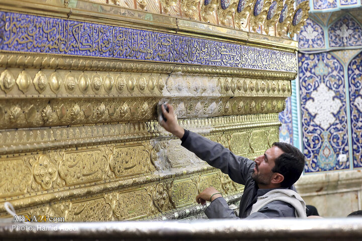 Photos: Cleaning Ceremony of Sacred Mausoleum of Hazrat Masoumeh Holy Shrine