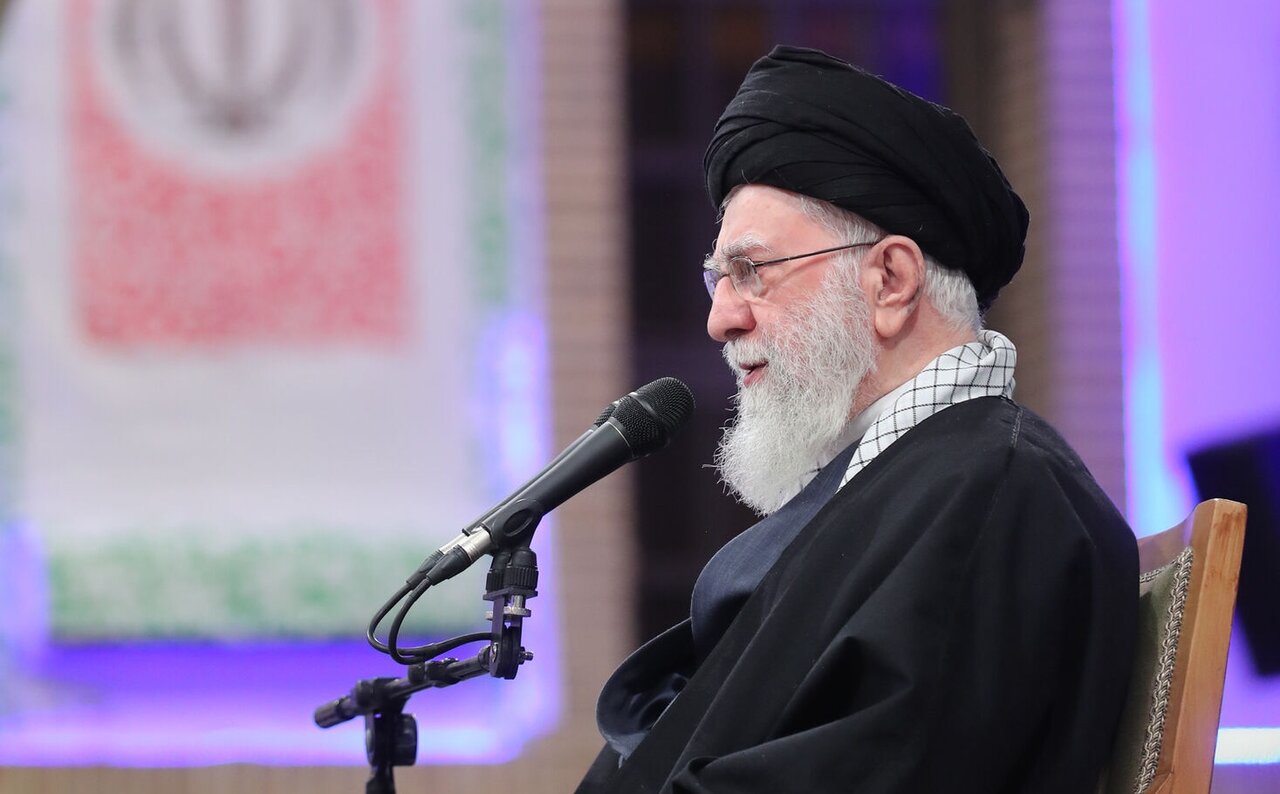 ویدیو | رهبر معظم انقلاب: ما داغدار و عزادار خون‌های ریخته‌شده در فتنه دی‌ماه هستیم