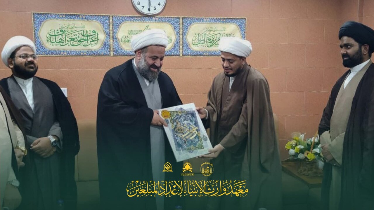 Sheikh Ahmed Al-Aameli Afanya Mkutano na Shule ya Dini ya Ali Akbar Kuhusu Tableegh Bara la India