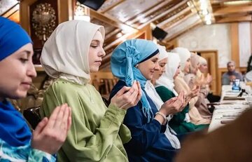 Mga Kabataang Babaeng Muslim sa Unahan ng Pagpapakilala ng Islam sa Isang Bansang Europeo