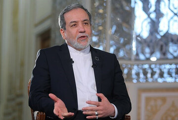 عراقجي يكشف عن مجريات المفاوضات النووية غير المباشرة مع الوفد الأمريكي