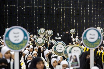 تقرير مصور/ مراسم التكليف المركزي لأكثر من 6000 طالبة من مدارس كربلاء برعاية العتبة العباسية