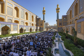 جشن تکلیف ۲۷۰۰ نوجوان در جوار حرم امیرالمؤمنین(ع)