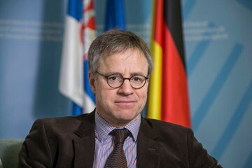 Алманија сәфири ХИН-ә чағырылыб