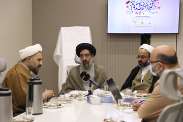 نشست همایش ملی «امتداد اجتماعی عرفان در ساحت تمدنی» در خبرگزاری ابنا برگزار شد/ تبیین ظرفیت‌های عرفان در حل چالش‌های حکمرانی و پیوندهای تمدنی نوین