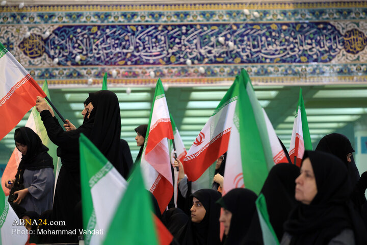 Photos: Commemoration Ceremony for 40th Day of January Martyrs