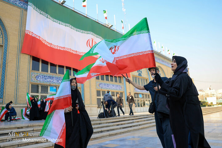 Photos: Commemoration Ceremony for 40th Day of January Martyrs