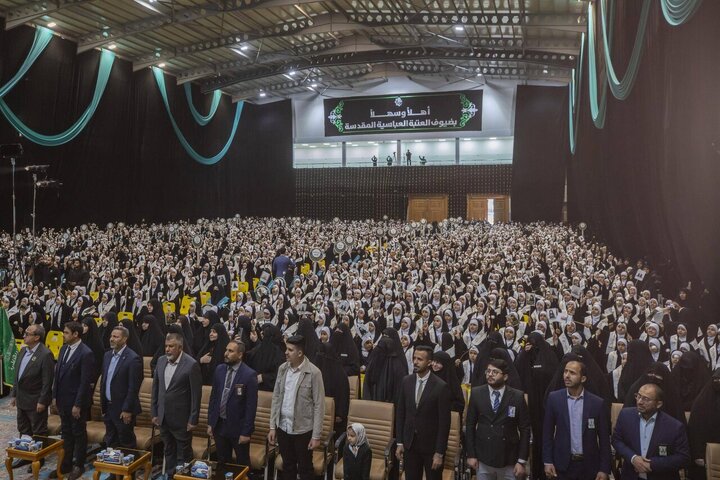 تقرير مصور/ مراسم التكليف المركزي لأكثر من 6000 طالبة من مدارس كربلاء برعاية العتبة العباسية