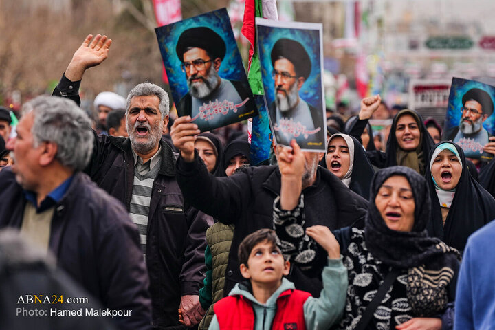 အစ္စလာမ်မစ်တော်လှန်ရေး အောင်ပွဲ ၄၇ နှစ်မြောက် အထိမ်းအမှတ် ချီတက်ပွဲ  တွင် အစ္စလာမ့် လွှတ်တော် ဥက္ကဋ္ဌ  တက်ရောက် ။ ။ Photos