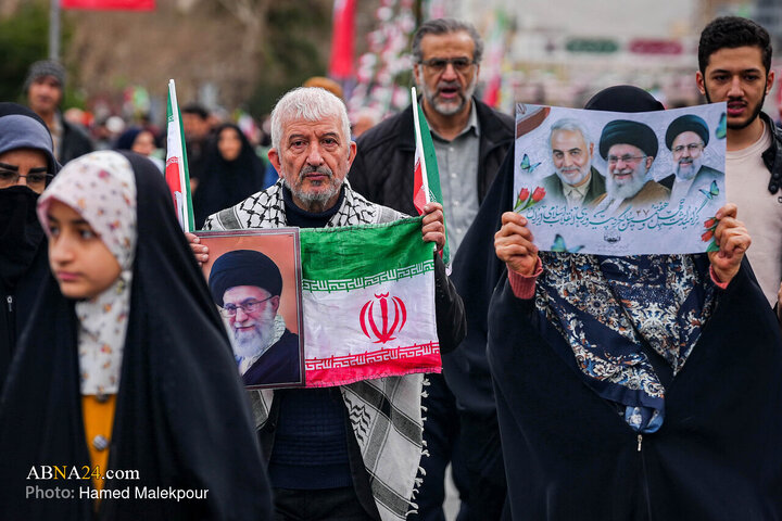 အစ္စလာမ်မစ်တော်လှန်ရေး အောင်ပွဲ ၄၇ နှစ်မြောက် အထိမ်းအမှတ် ချီတက်ပွဲ  တွင် အစ္စလာမ့် လွှတ်တော် ဥက္ကဋ္ဌ  တက်ရောက် ။ ။ Photos