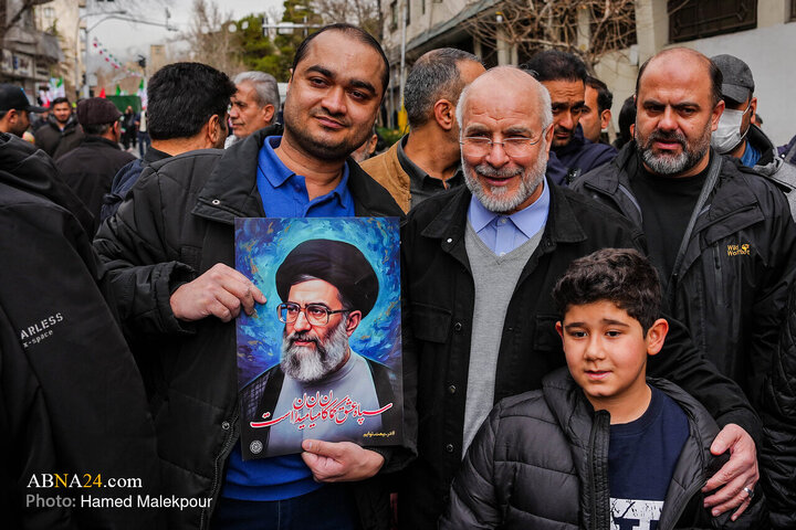 အစ္စလာမ်မစ်တော်လှန်ရေး အောင်ပွဲ ၄၇ နှစ်မြောက် အထိမ်းအမှတ် ချီတက်ပွဲ  တွင် အစ္စလာမ့် လွှတ်တော် ဥက္ကဋ္ဌ  တက်ရောက် ။ ။ Photos