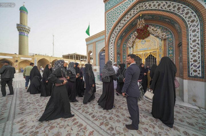 تقرير مصور/ وفد هندي فائز بمسابقة قرآنية يزور العتبات المقدسة في العراق