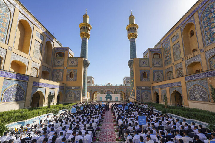جشن تکلیف ۲۷۰۰ نوجوان در جوار حرم امیرالمؤمنین(ع)