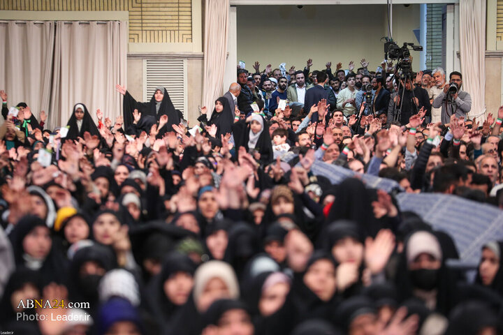 Foto / Doğu Azerbaycan Halkının İslam Devrimi Lideri ile Görüşmesinden Kareler