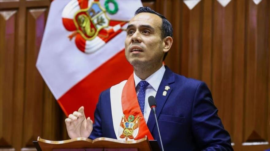 Congreso de Perú destituye al presidente José Jerí