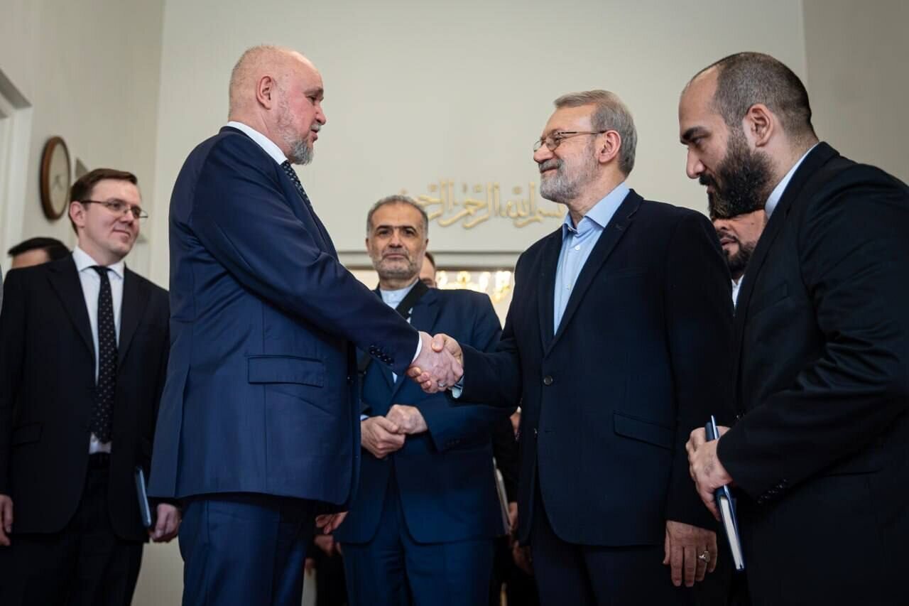 Rusiyanın energetika naziri Əli Laricani ilə görüşüb / Tehran–Moskva strateji münasibətlərinin inkişafına təkid olunub