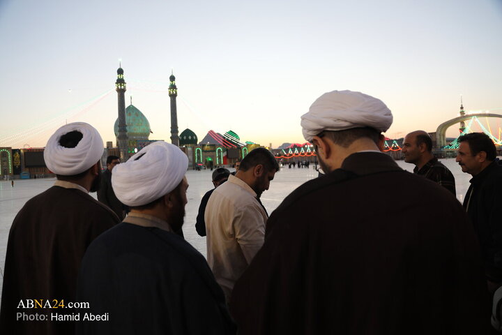 Photos: Sighting of Crescent for Holy Month of Ramadan at Holy Jamkaran Mosque