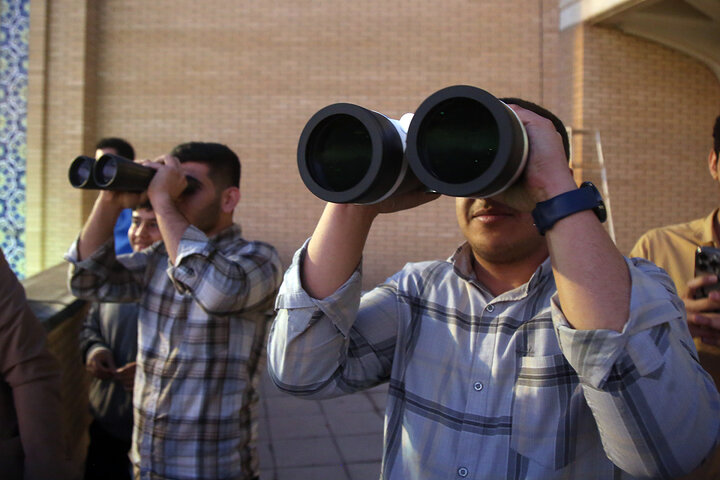 Photos: Sighting of Crescent for Holy Month of Ramadan at Hazrat Masoumeh Holy Shrine