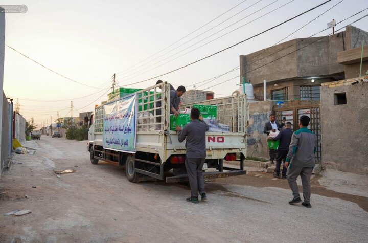 تقرير مصور/ العتبة العلوية توزيع سلال غذائية على العوائل المتعففة في النجف الأشرف